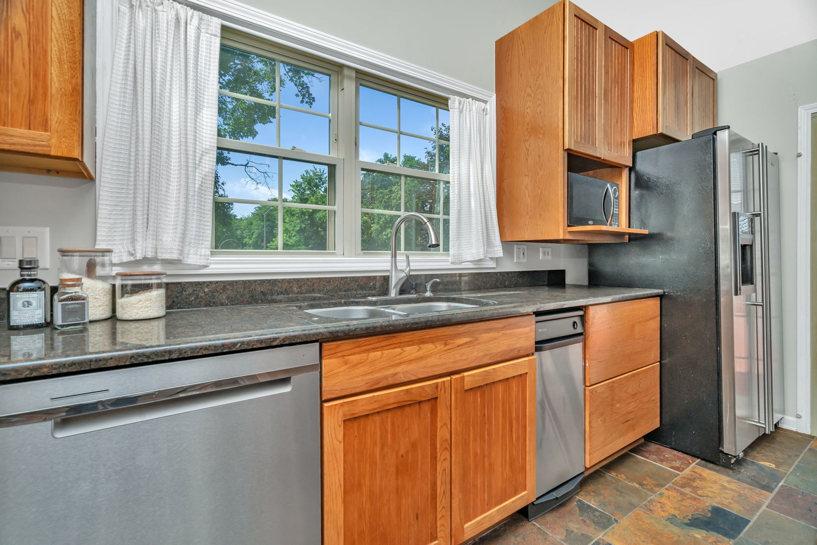 336 Brooklea Court, Naperville, IL 60565