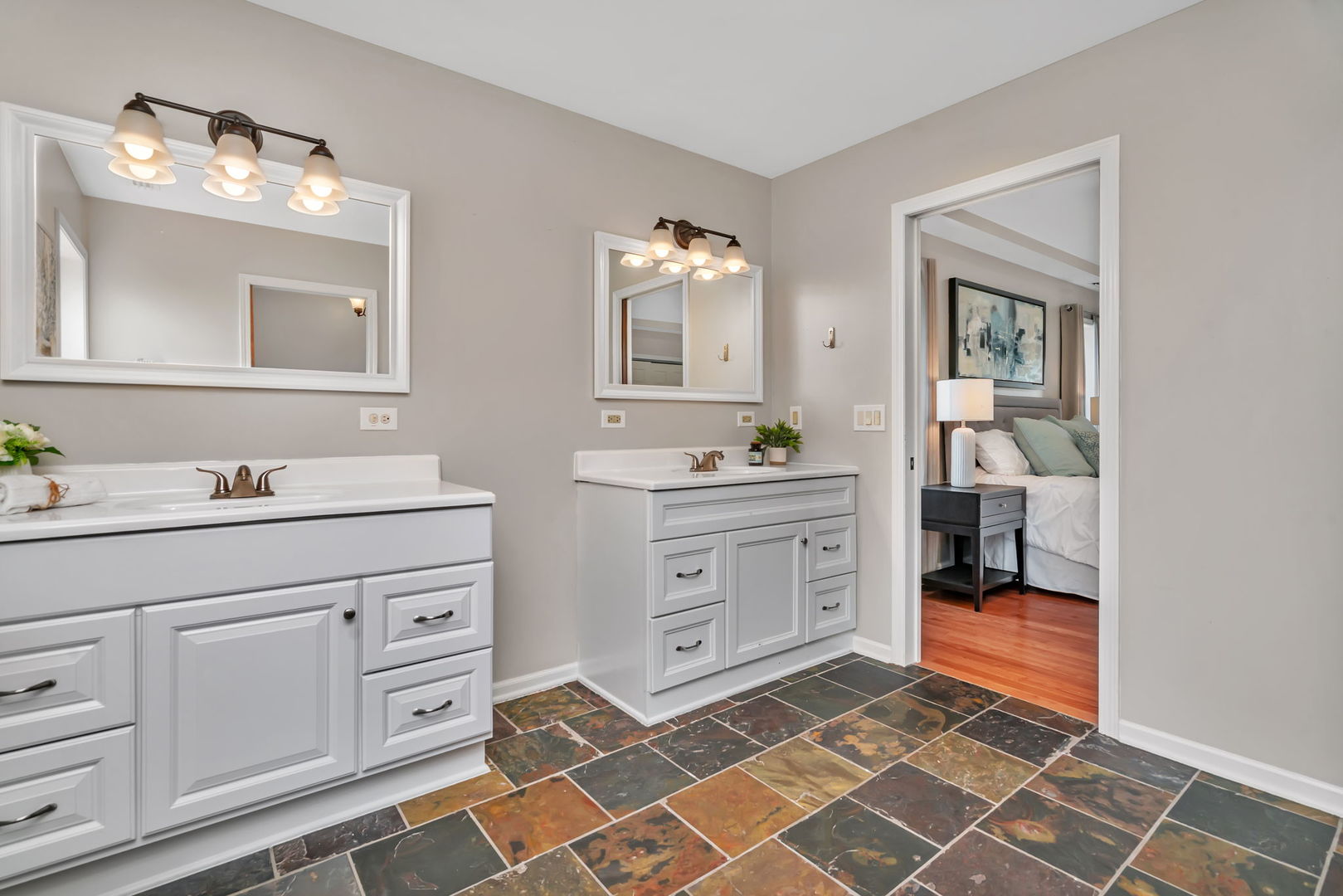 336 Brooklea Court, Naperville, IL 60565