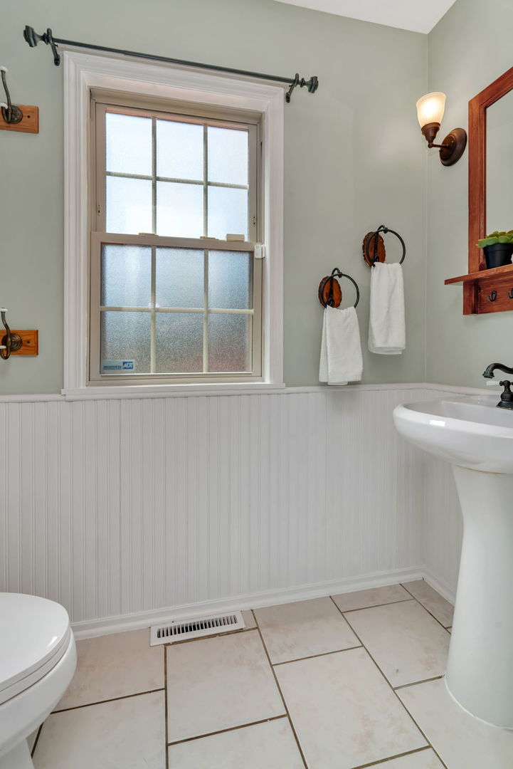 336 Brooklea Court, Naperville, IL 60565