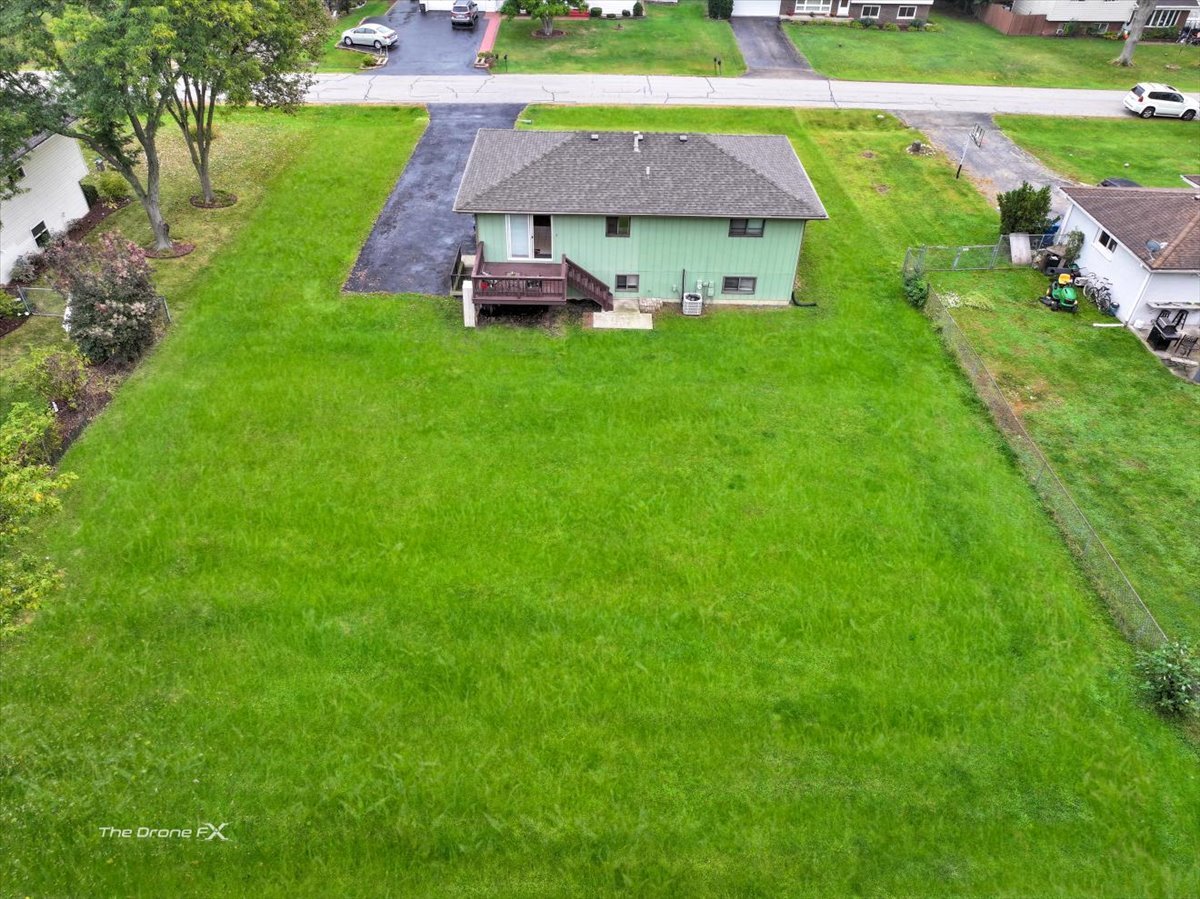 2n314 Euclid Avenue, Glen Ellyn, IL 60137