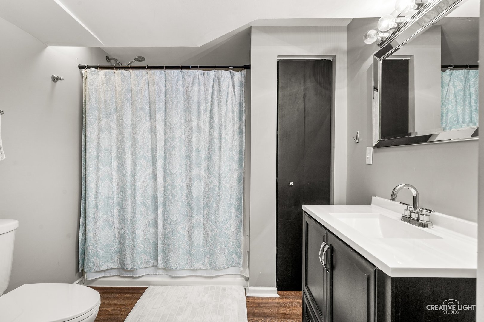 8115 Settlers Pond Way, Joliet, IL 60431