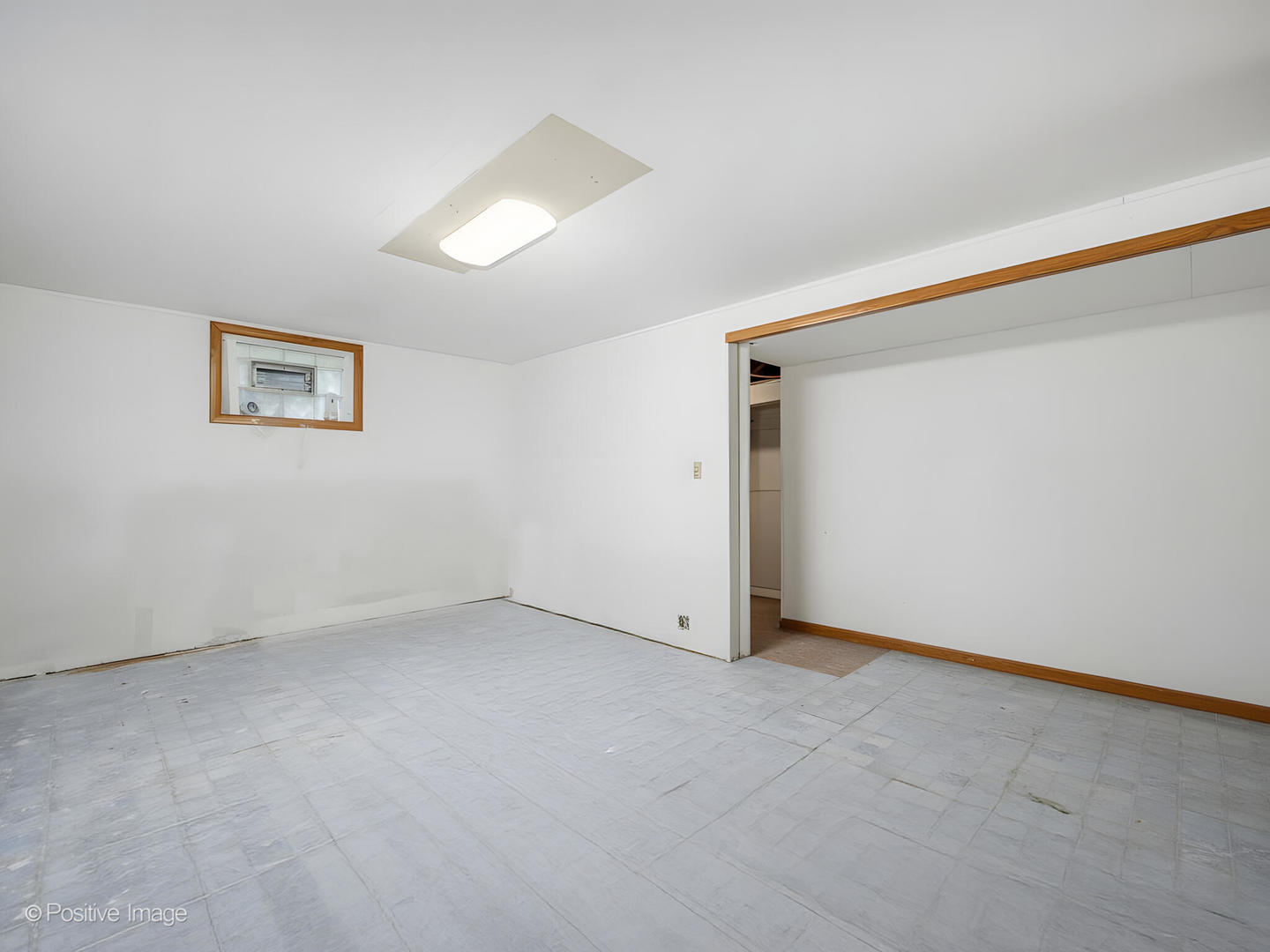 18646 Palmer Circle, Homewood, IL 60430