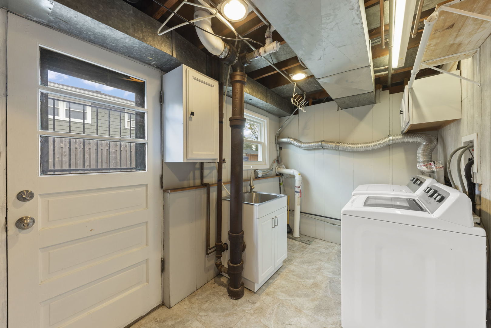 373 N Lombard Avenue, Lombard, IL 60148