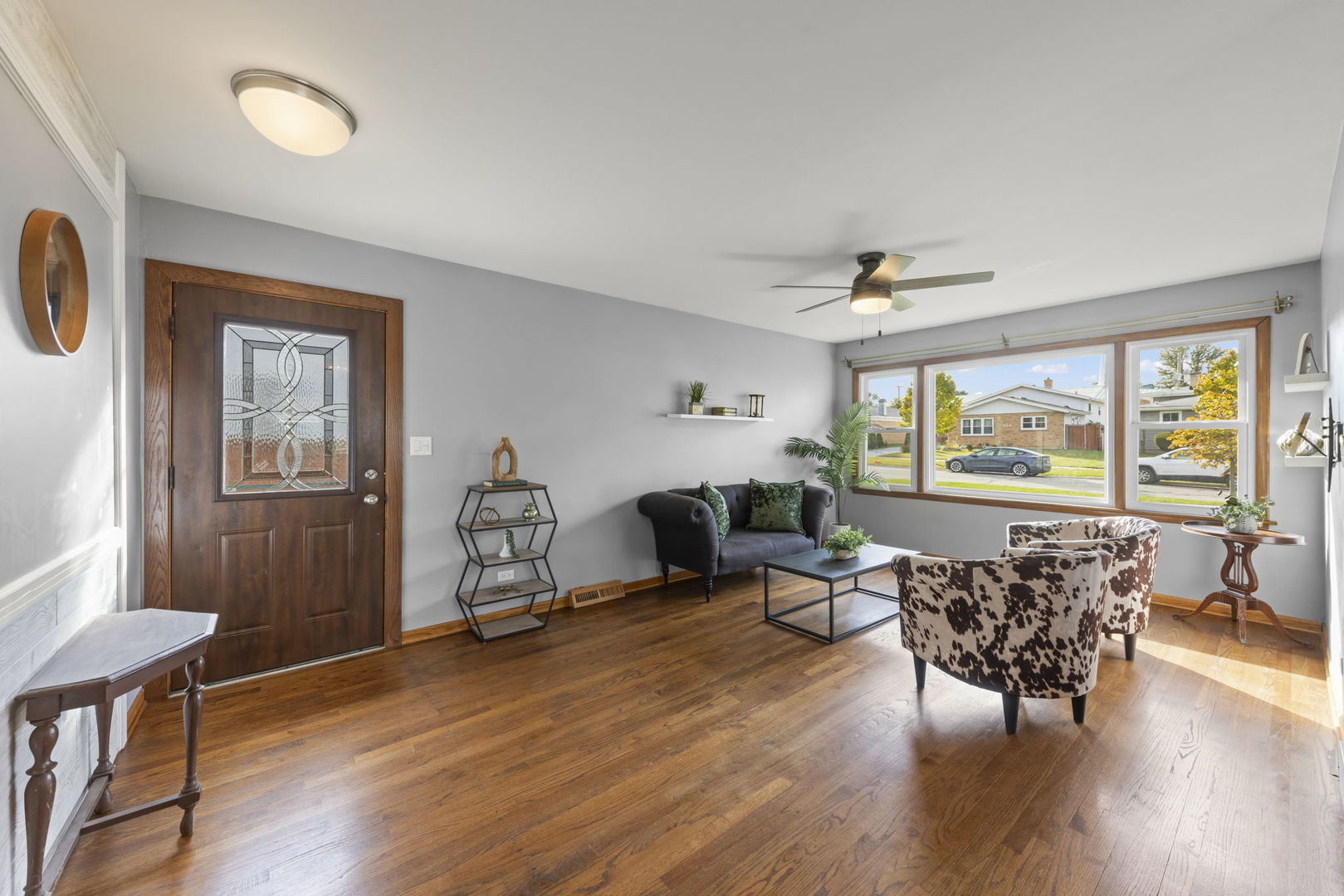 373 N Lombard Avenue, Lombard, IL 60148