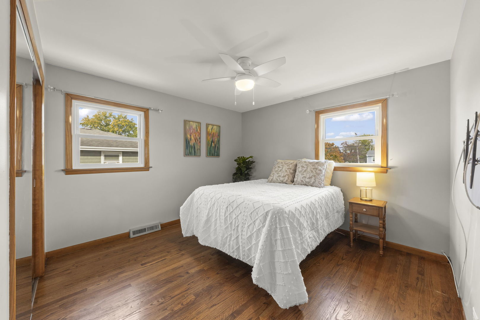 373 N Lombard Avenue, Lombard, IL 60148