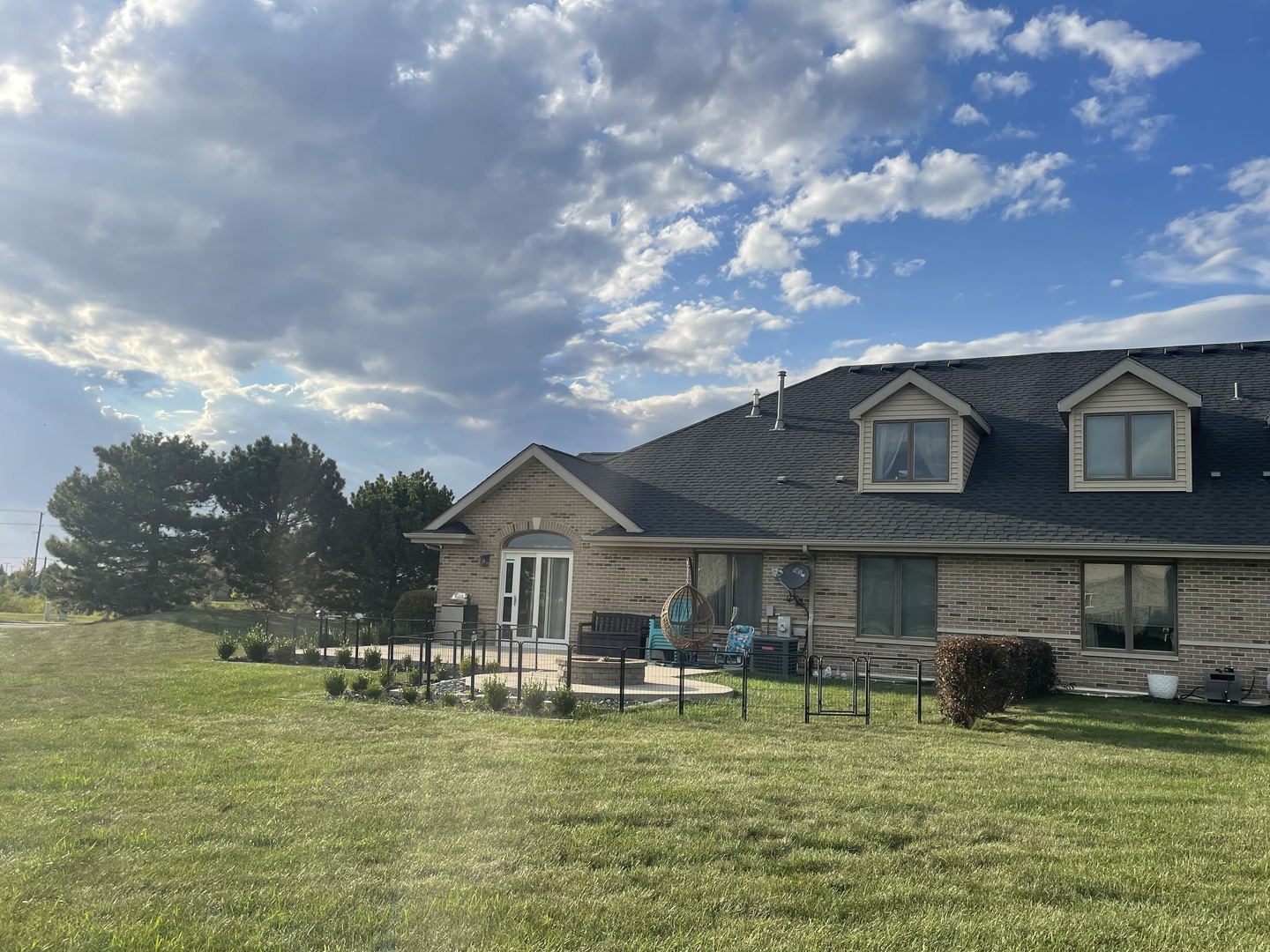 2122 Sky Harbor Drive, New Lenox, IL 60451