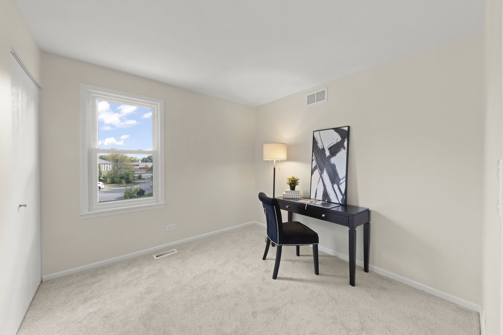 2235 Highfield Court, Aurora, IL 60504