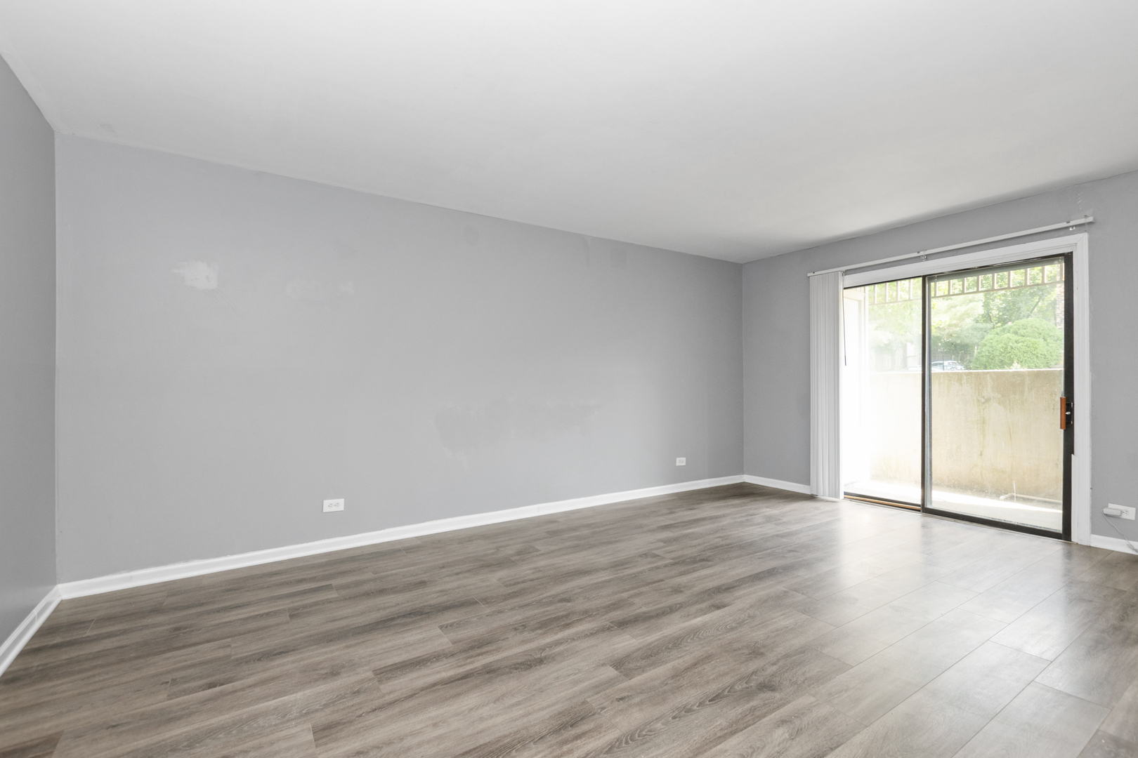 2214 Country Club Drive #2, Woodridge, IL 60517