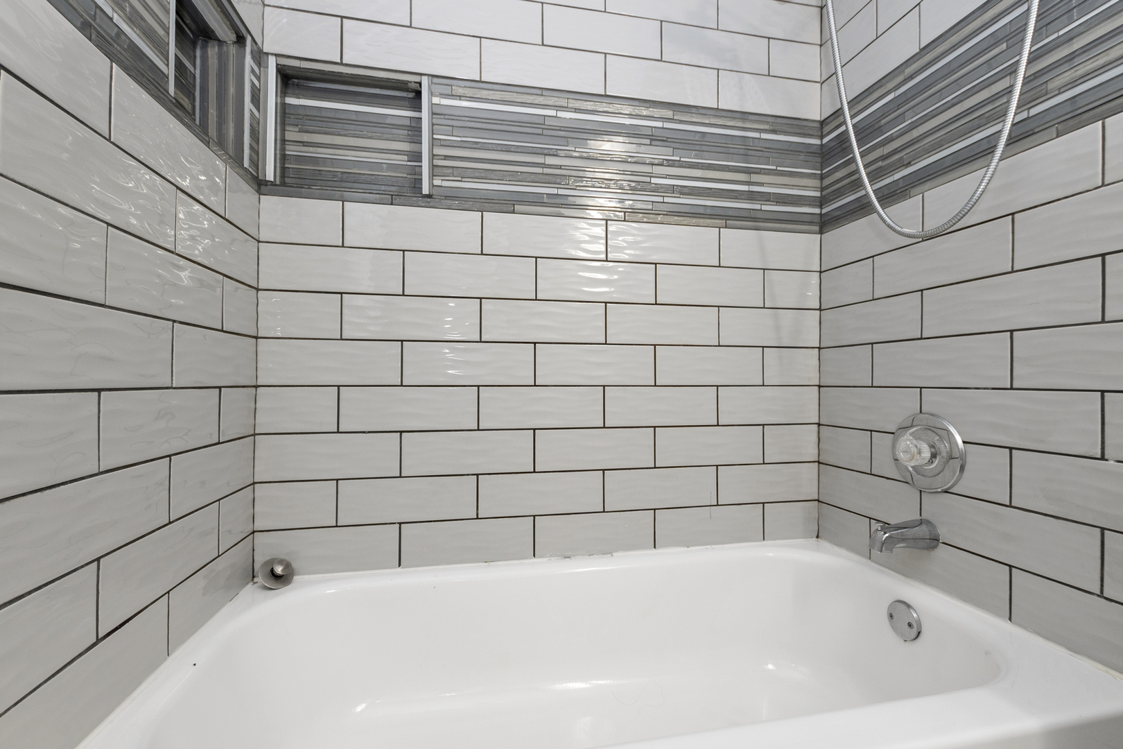 2214 Country Club Drive #2, Woodridge, IL 60517