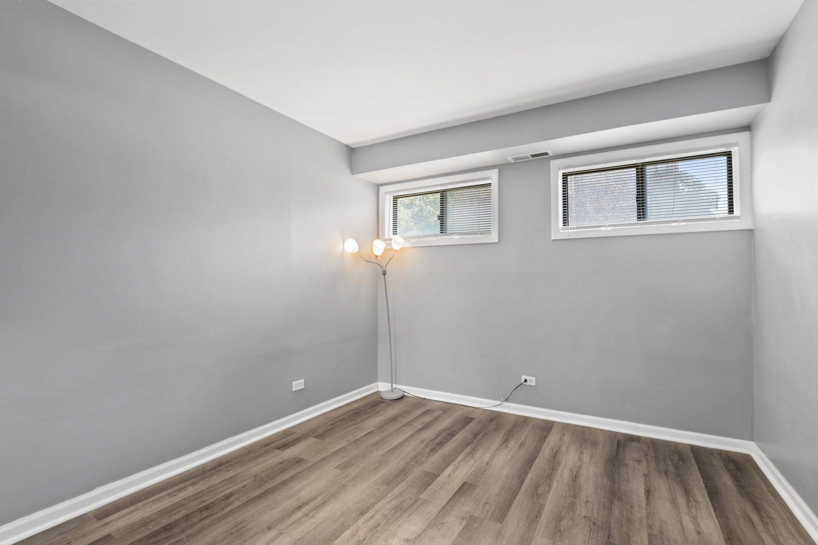 2214 Country Club Drive #2, Woodridge, IL 60517