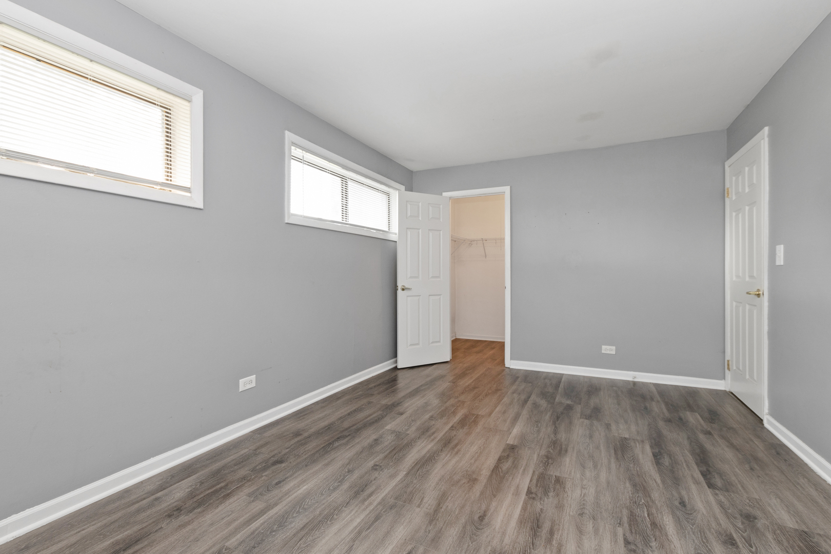 2214 Country Club Drive #2, Woodridge, IL 60517