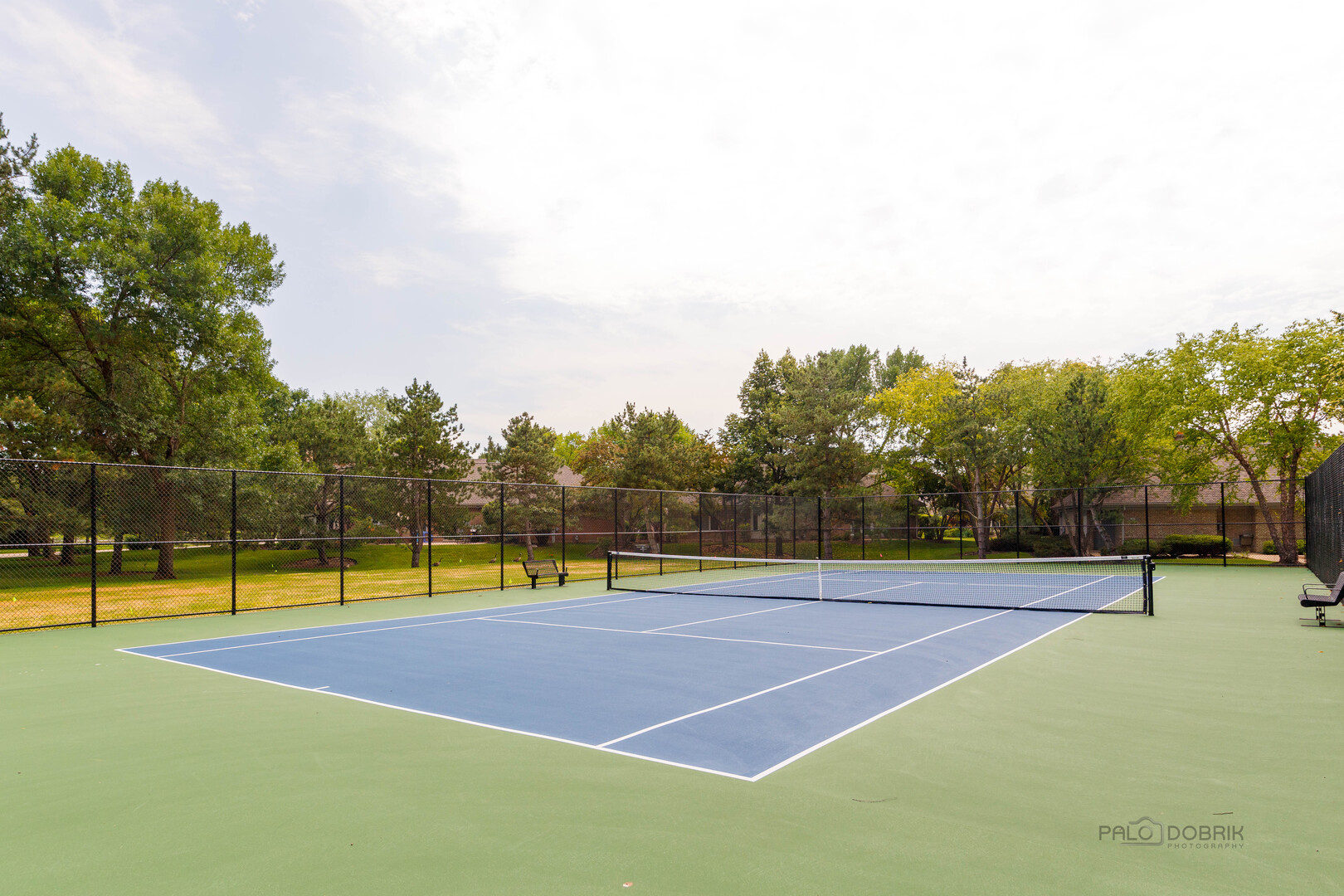 209 Rivershire Lane #402, Lincolnshire, IL 60069