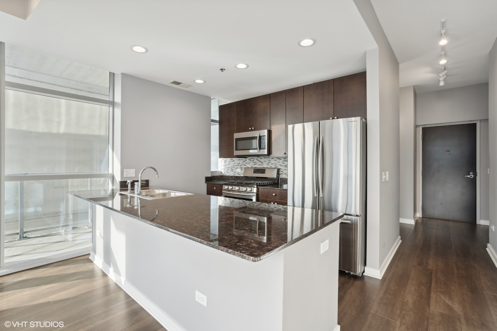 303 W OHIO Street #3206, Chicago, IL 60654
