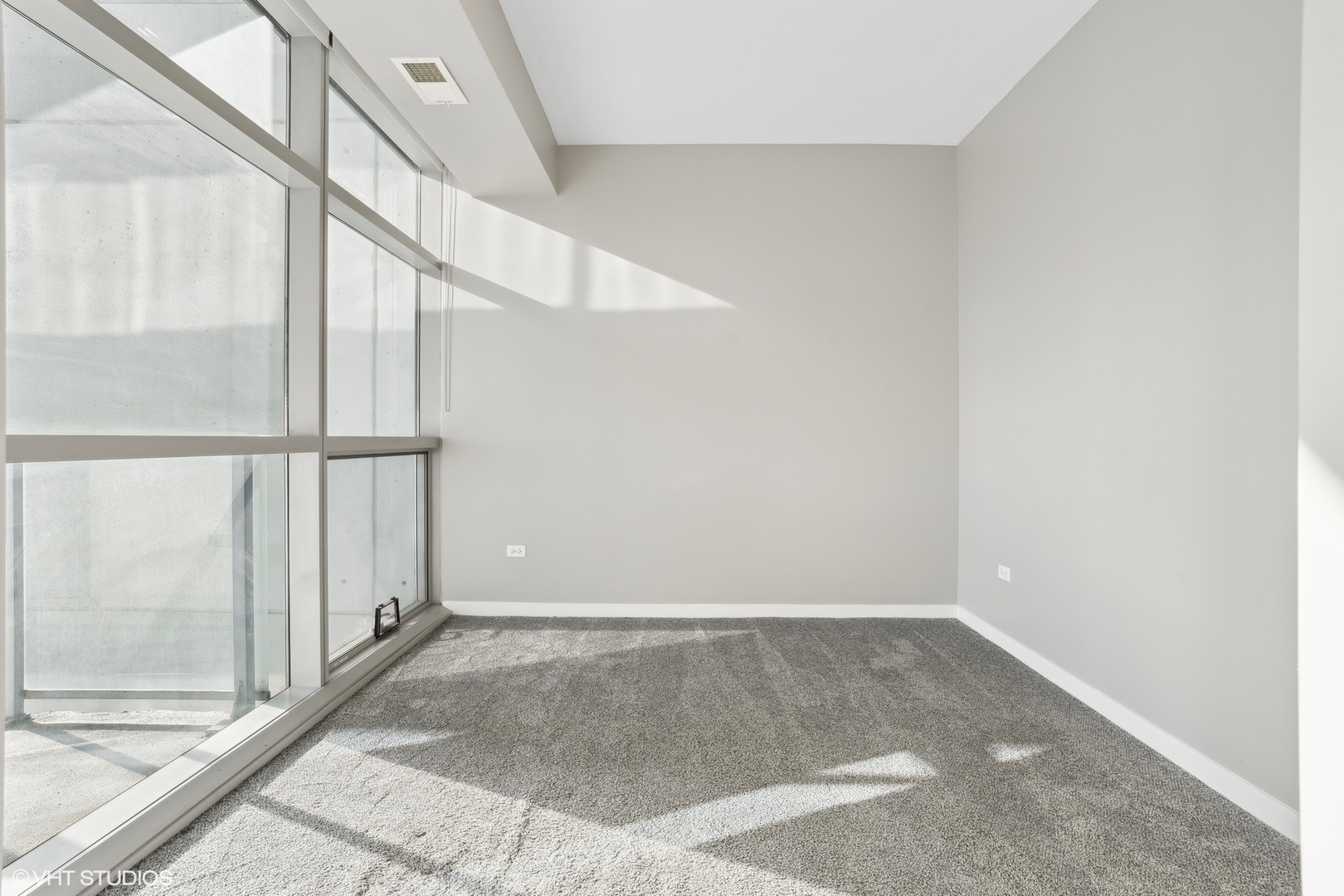 303 W OHIO Street #3206, Chicago, IL 60654
