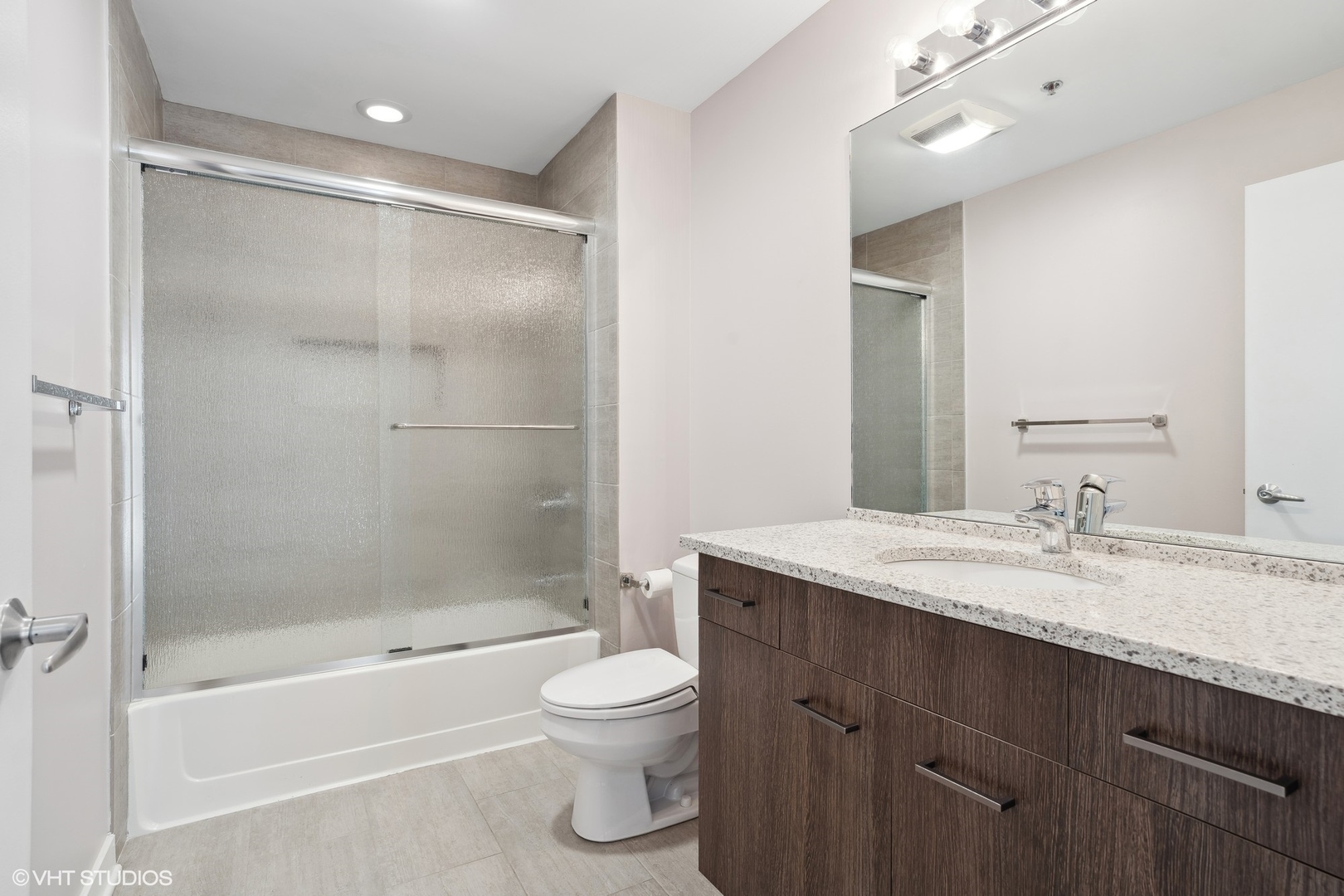 303 W OHIO Street #3206, Chicago, IL 60654