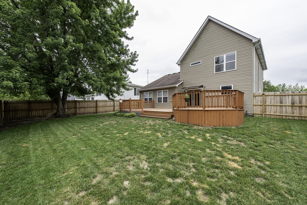 686 Chippewa Circle, Round Lake Heights, IL 60073