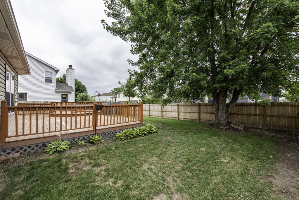 686 Chippewa Circle, Round Lake Heights, IL 60073