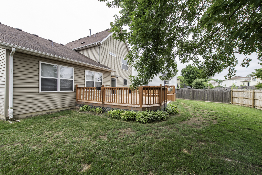 686 Chippewa Circle, Round Lake Heights, IL 60073