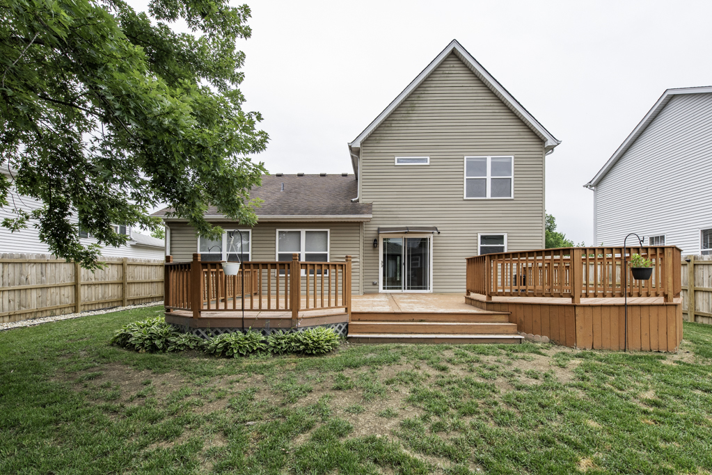 686 Chippewa Circle, Round Lake Heights, IL 60073