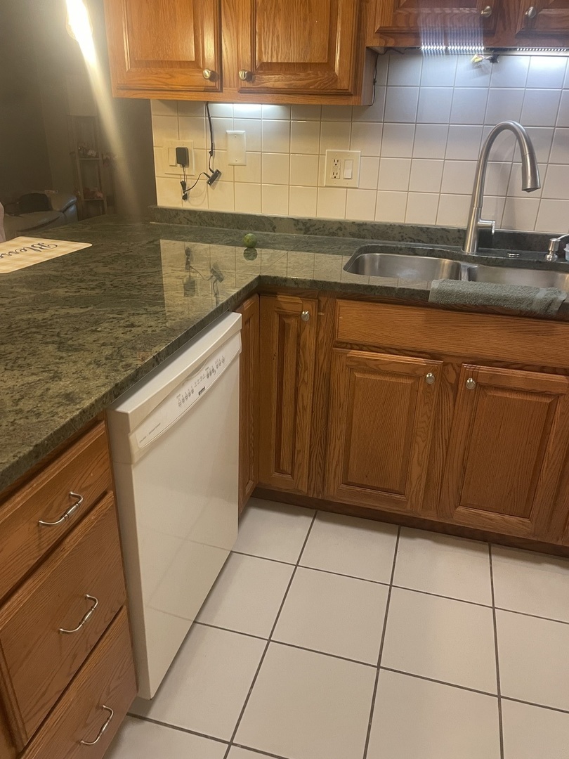 10403 S Keating Avenue #1C, Oak Lawn, IL 60453