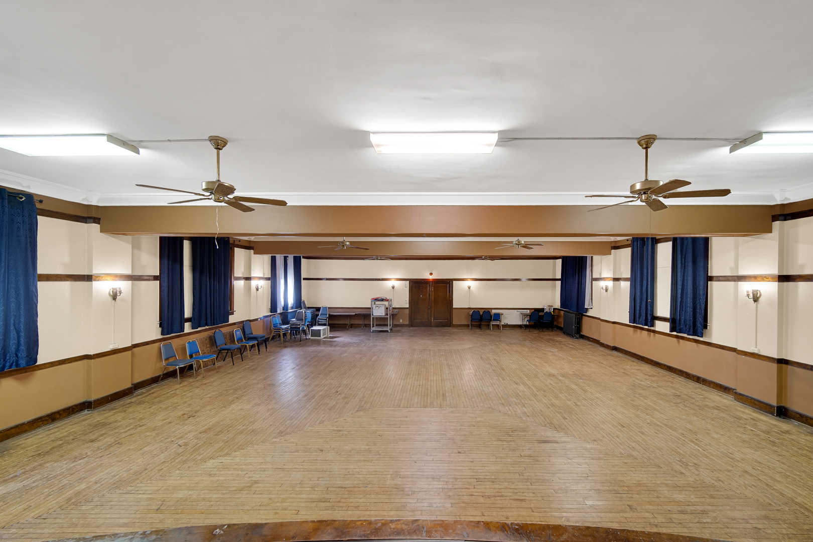 512 Temple Court, Whiting, IN 46394