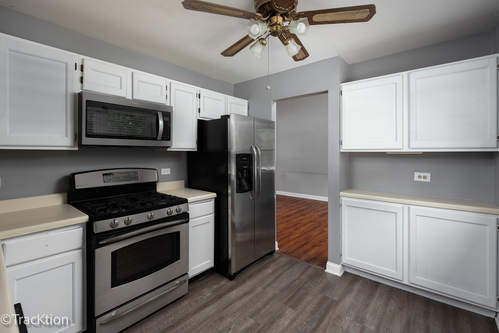 1309 Monmouth Avenue, Naperville, IL 60565