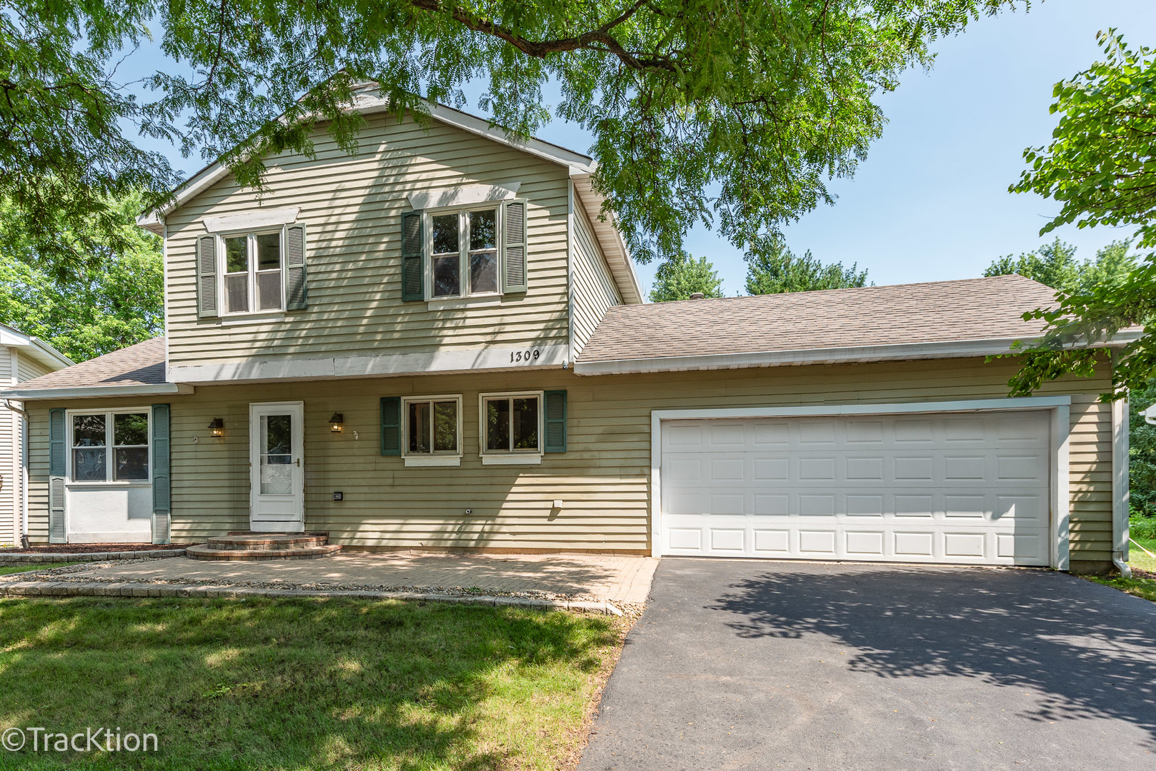 1309 Monmouth Avenue, Naperville, IL 60565