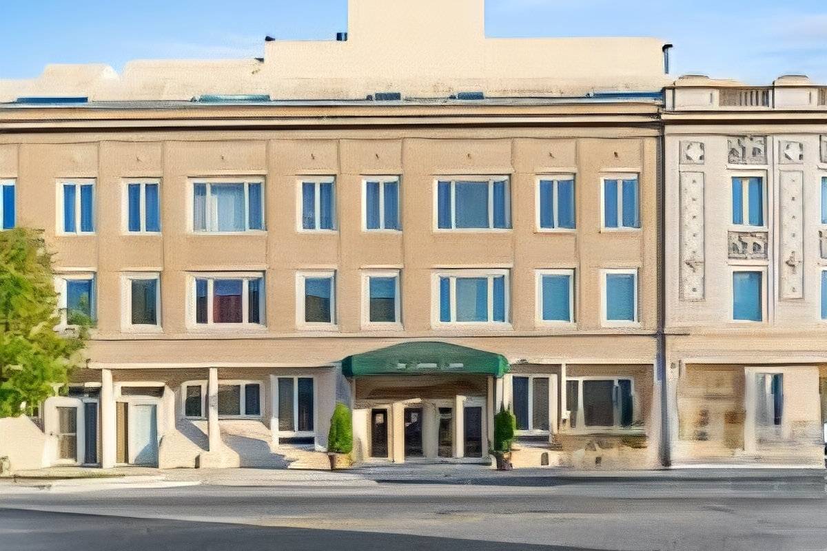 6337 Roosevelt Road #103, Berwyn, IL 60402