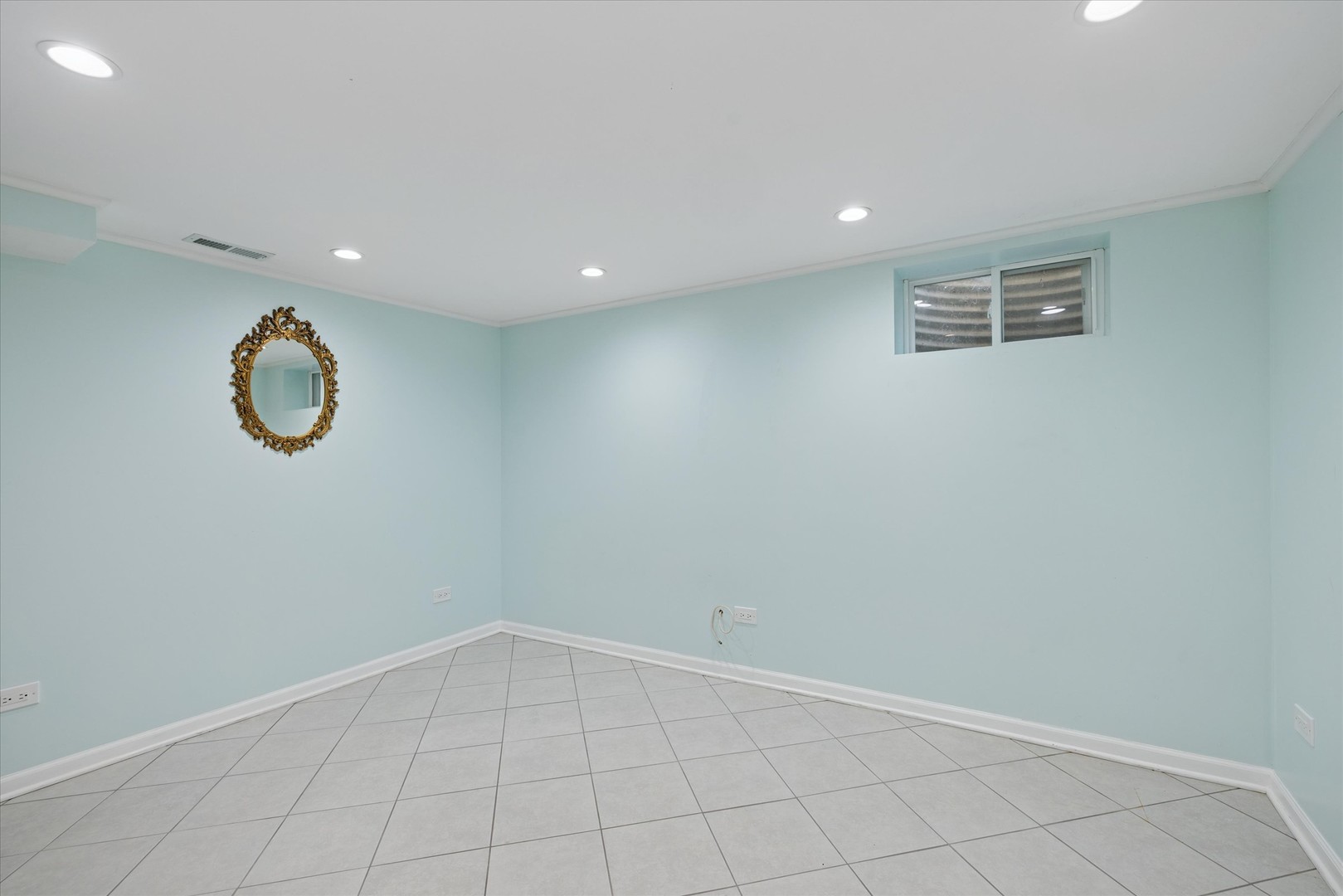 522 W Council Trail, Mount Prospect, IL 60056
