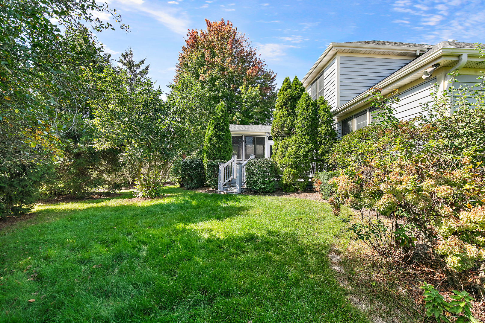 1010 Forest Trail, Sugar Grove, IL 60554