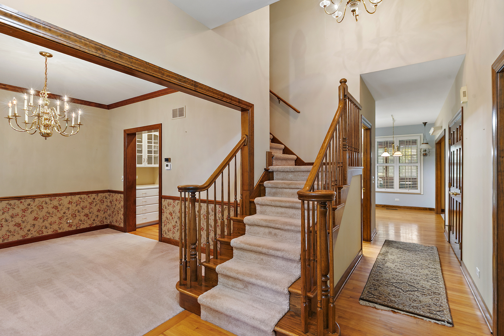 1010 Forest Trail, Sugar Grove, IL 60554