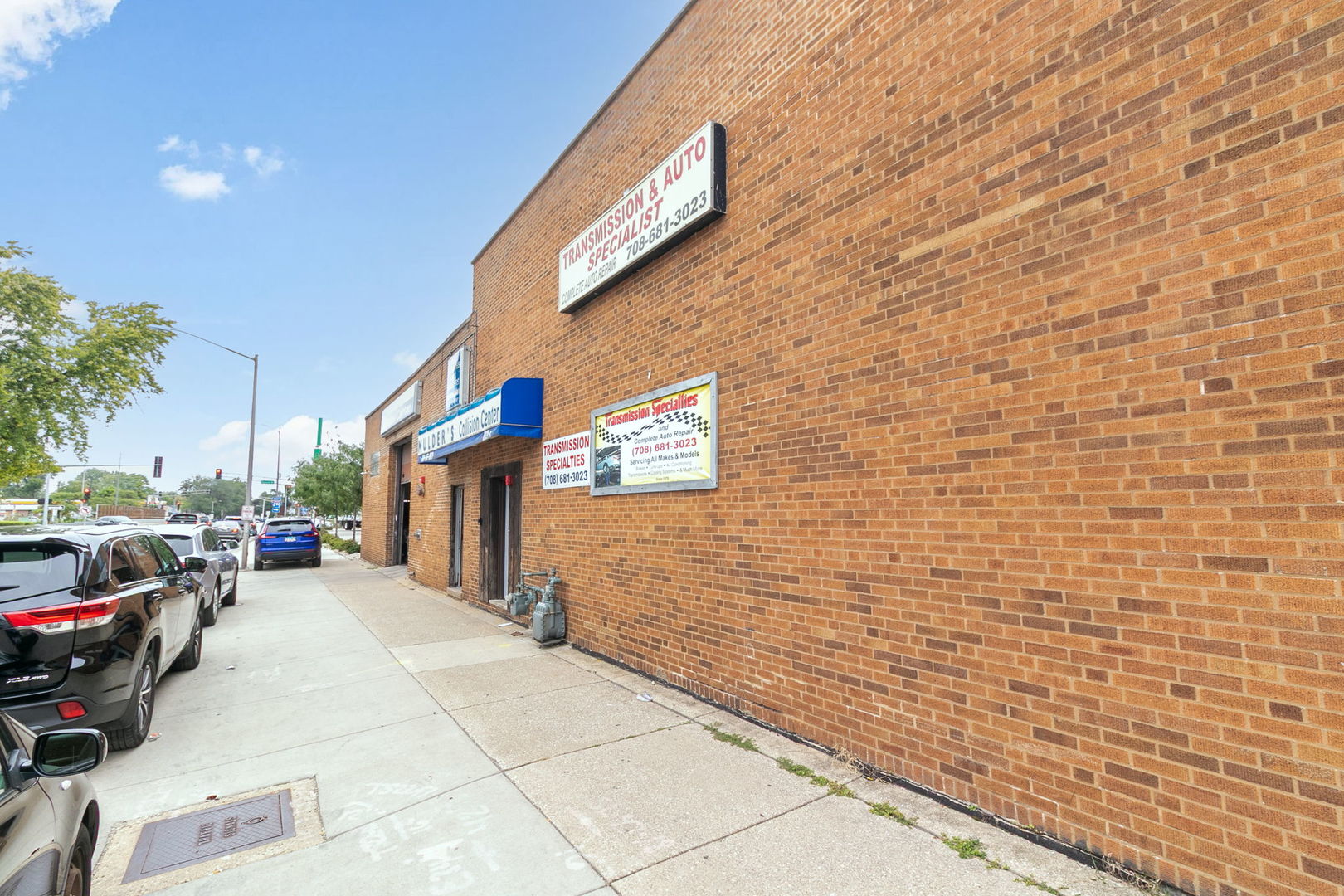 1825 S 17th Avenue, Broadview, IL 60155