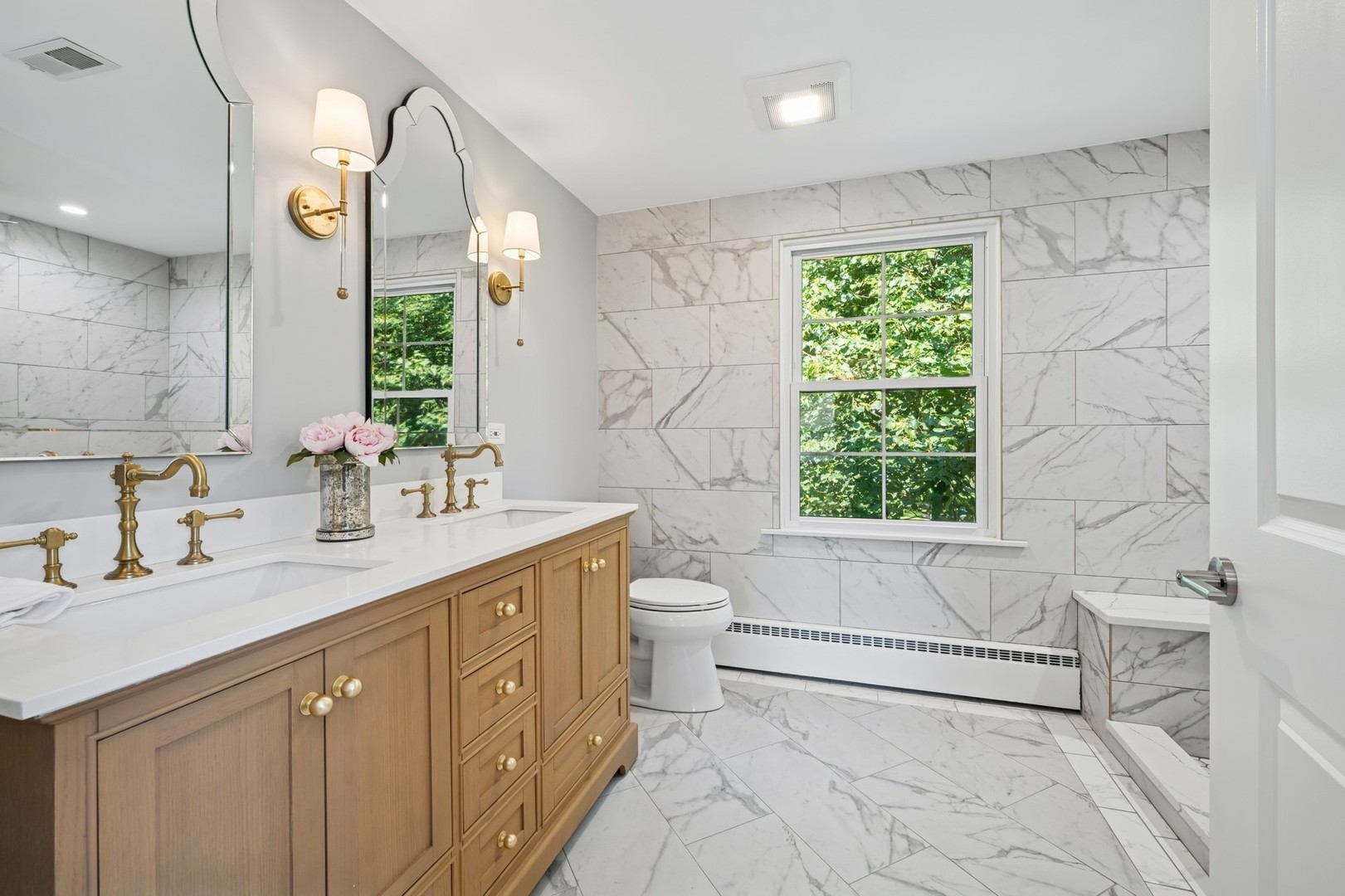 201 S Stratford Road, Arlington Heights, IL 60004