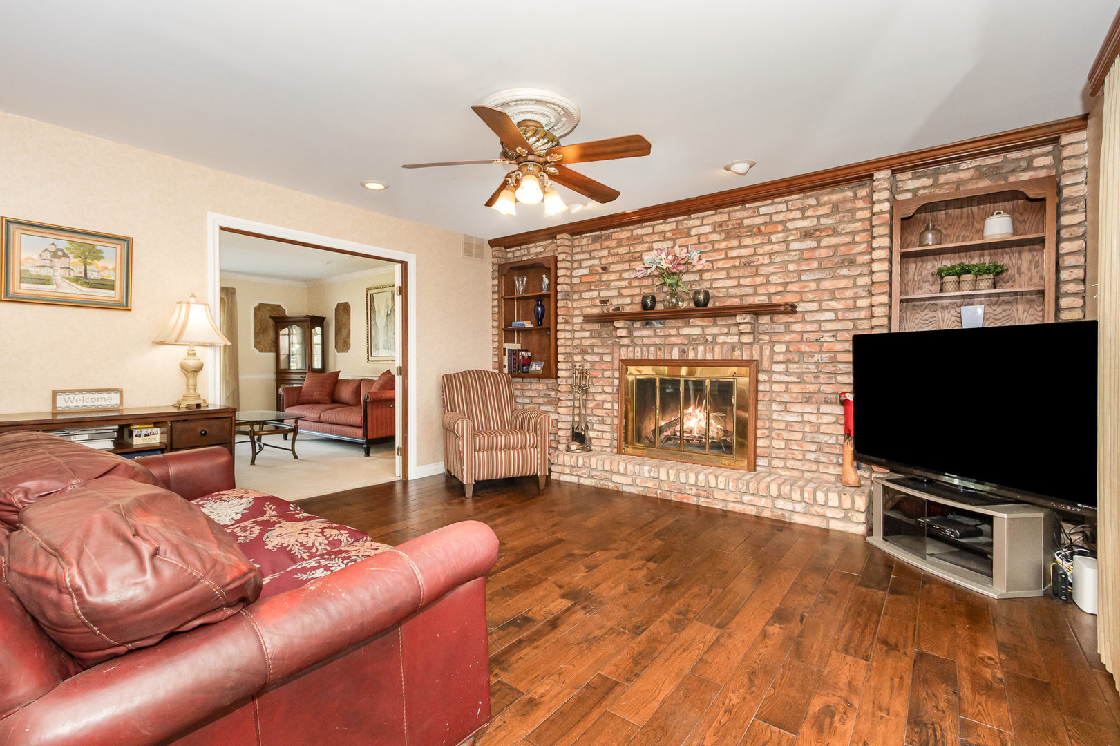 2921 Autumn Drive, Woodridge, IL 60517