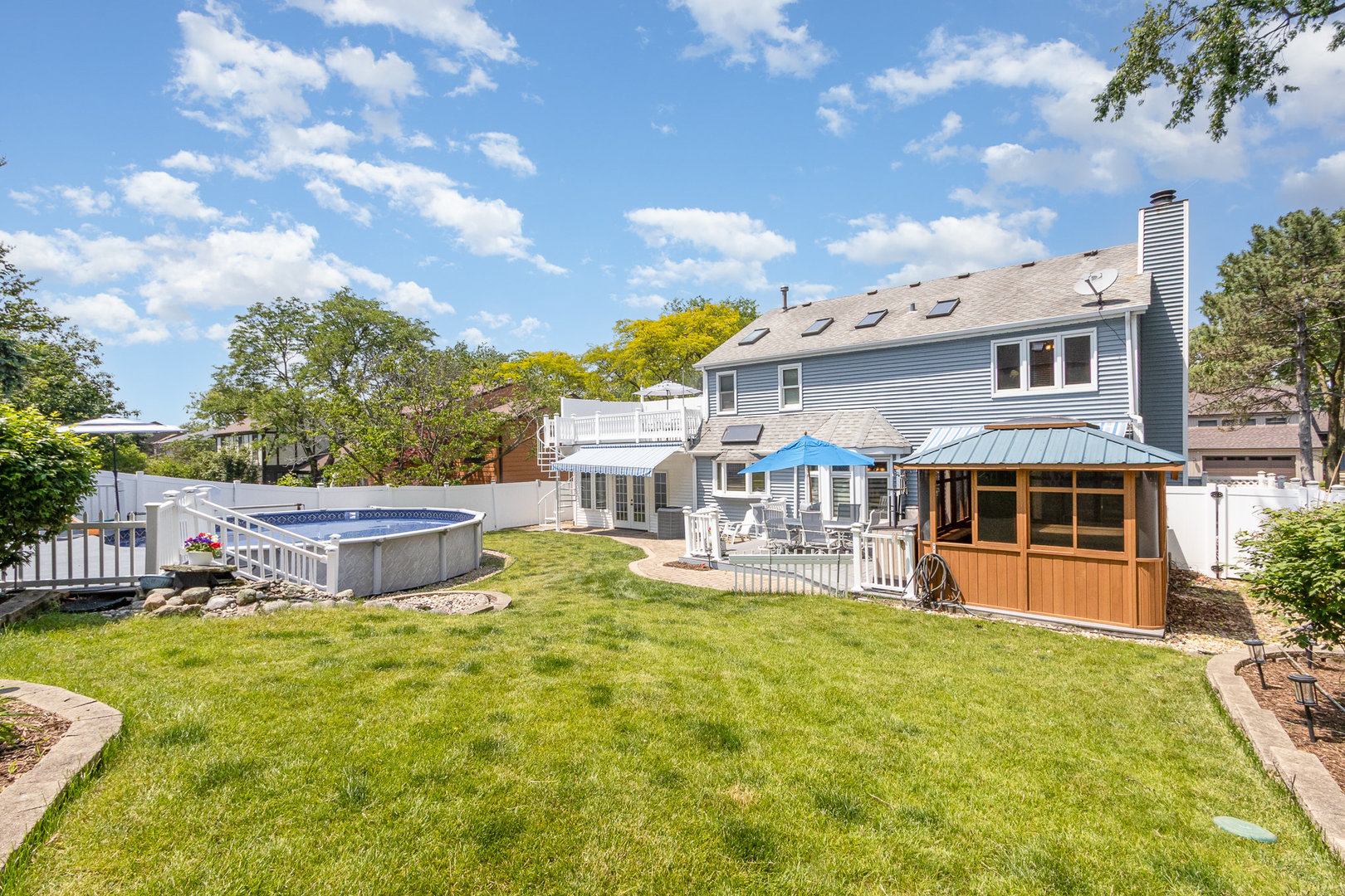 2921 Autumn Drive, Woodridge, IL 60517