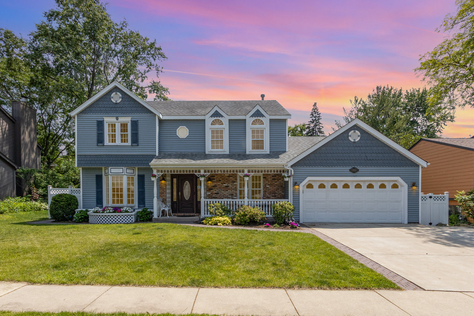 2921 Autumn Drive, Woodridge, IL 60517