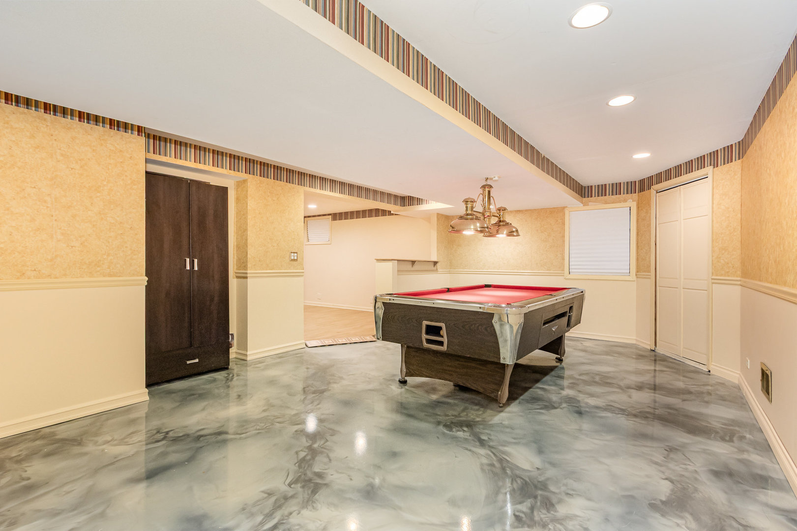 2921 Autumn Drive, Woodridge, IL 60517