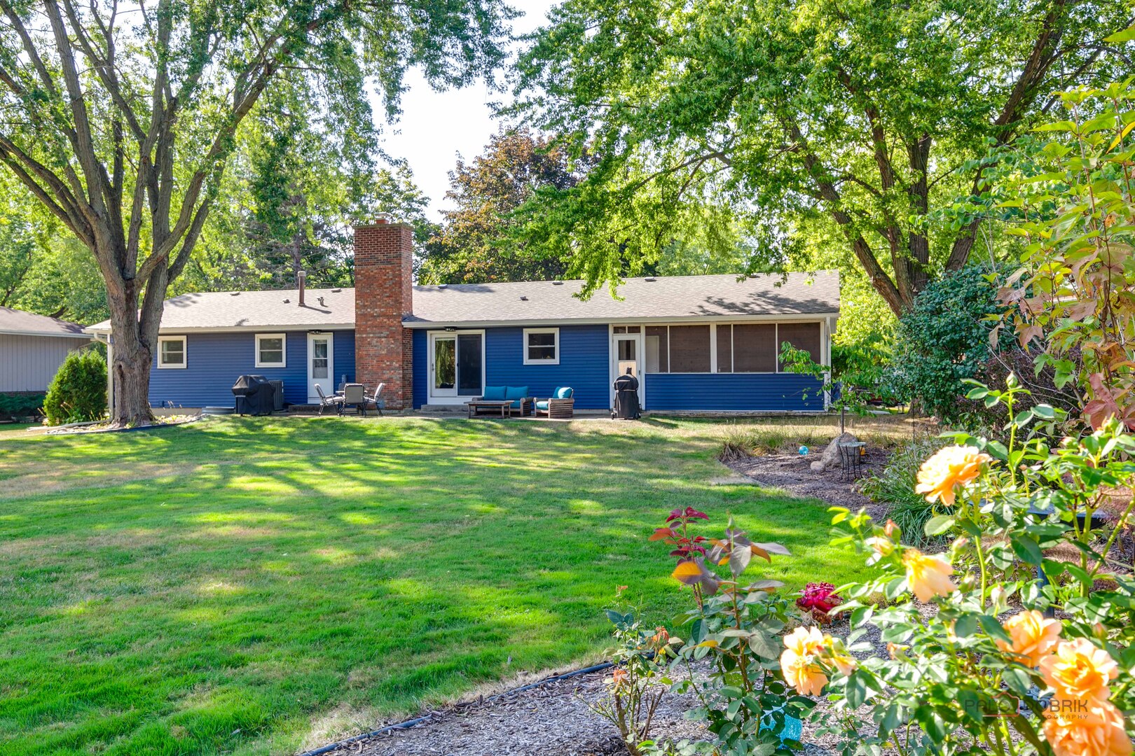 15040 W Clover Lane, Libertyville, IL 60048