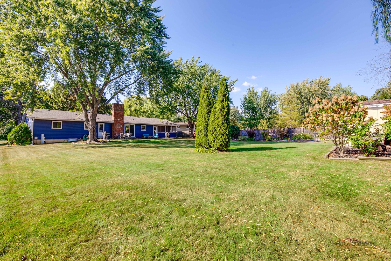 15040 W Clover Lane, Libertyville, IL 60048