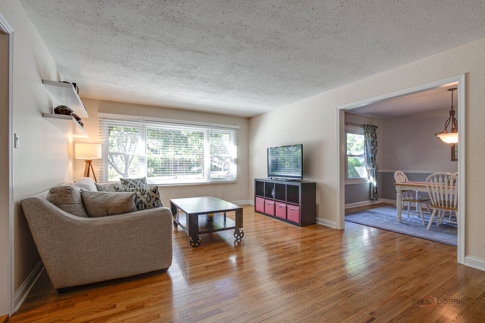 15040 W Clover Lane, Libertyville, IL 60048