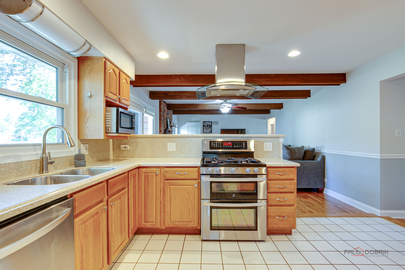 15040 W Clover Lane, Libertyville, IL 60048