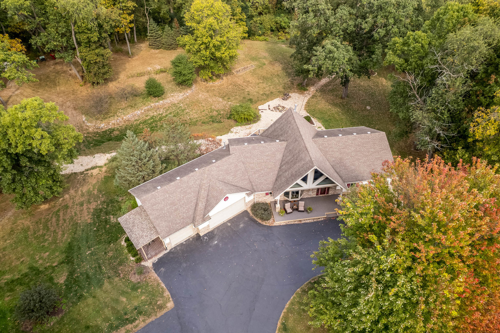 5076 Oak Hill Road, Rockford, IL 61109