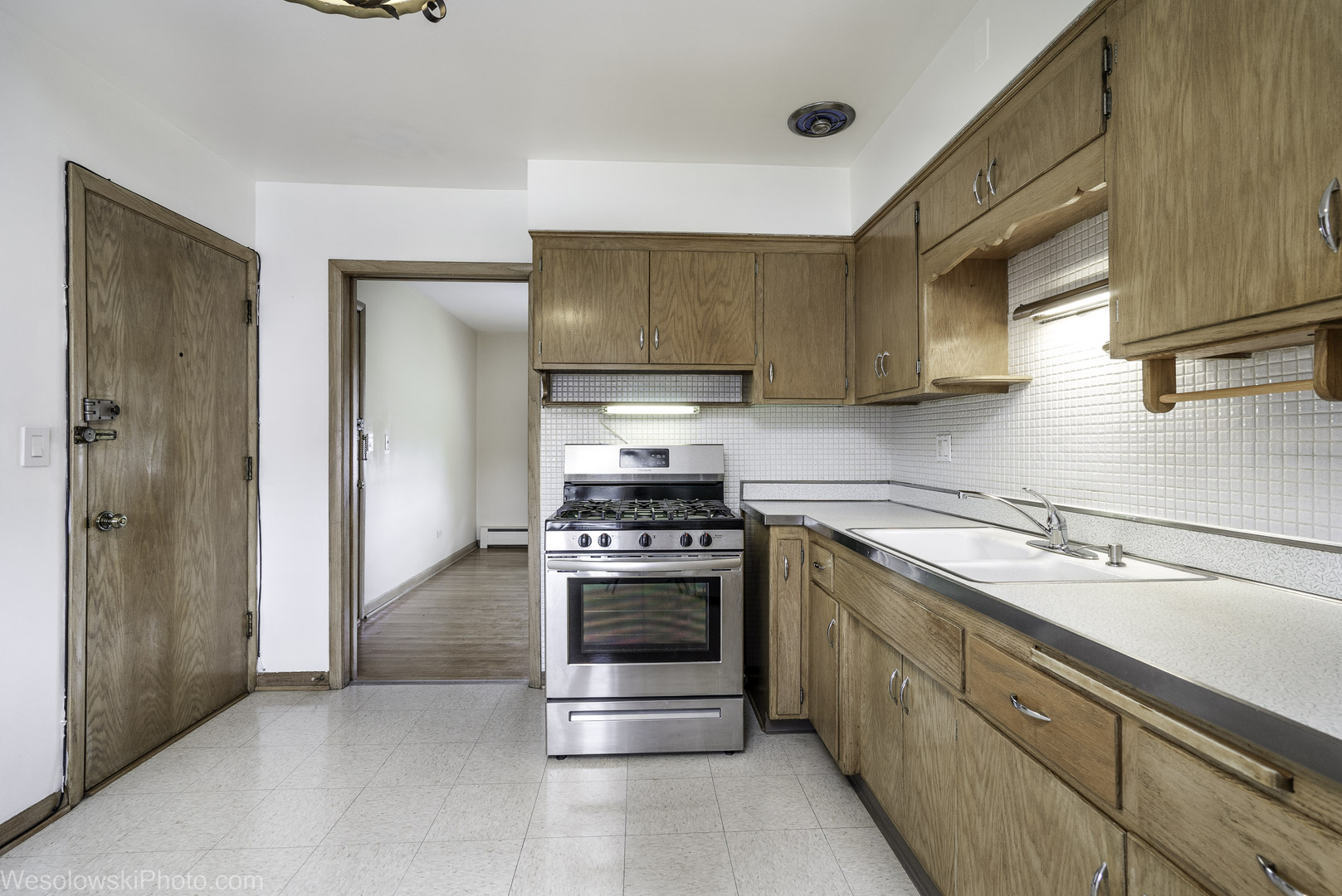 5409 N NEW ENGLAND Avenue, Chicago, IL 60656