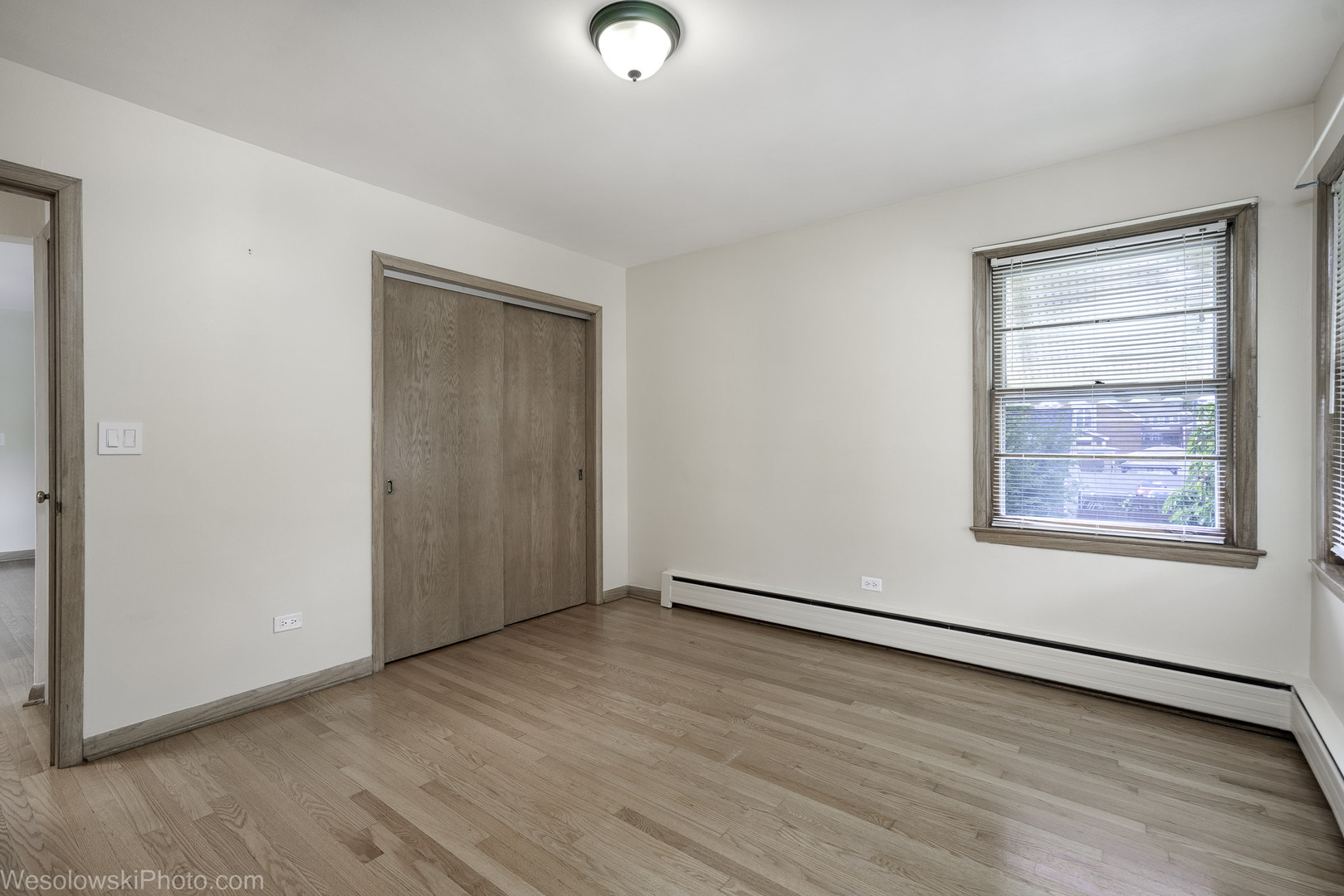 5409 N NEW ENGLAND Avenue, Chicago, IL 60656