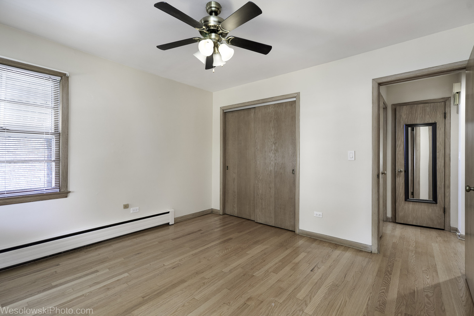 5409 N NEW ENGLAND Avenue, Chicago, IL 60656