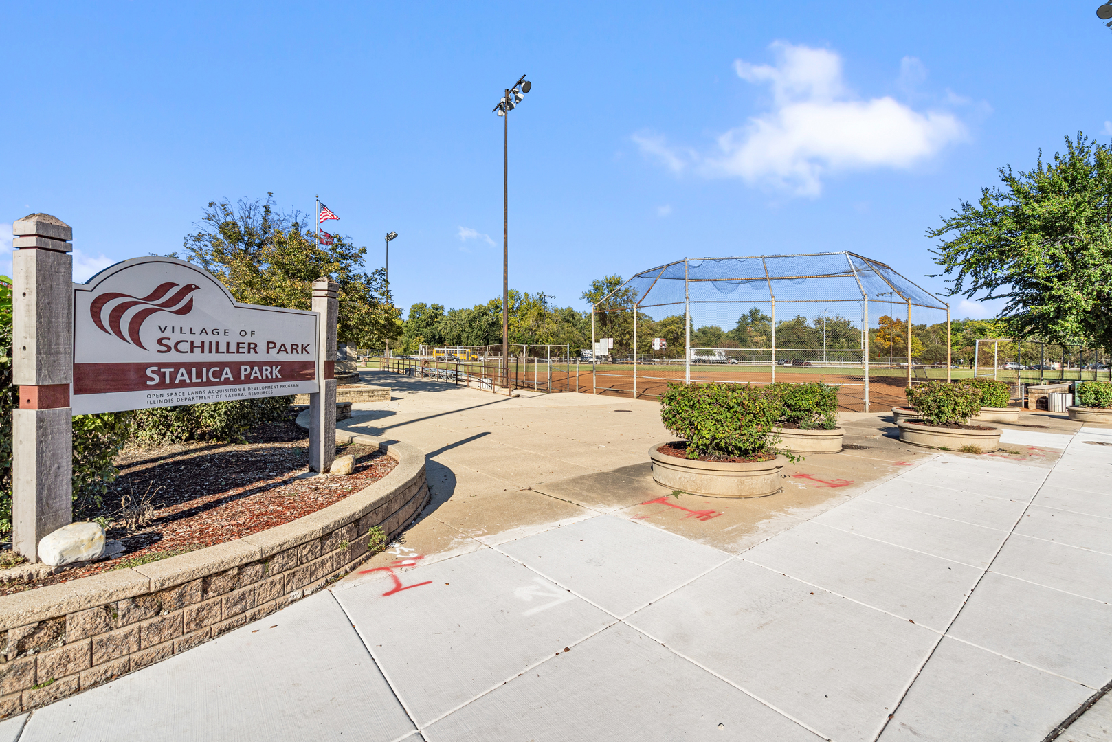 9231-9235 W Irving Park Road, Schiller Park, IL 60176