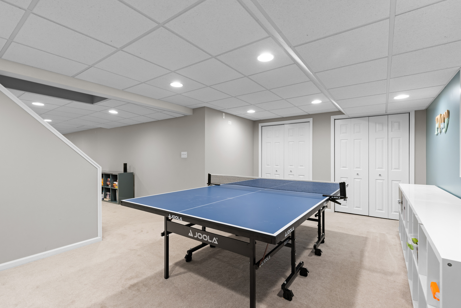 1088 Captains Lane, Wheeling, IL 60090