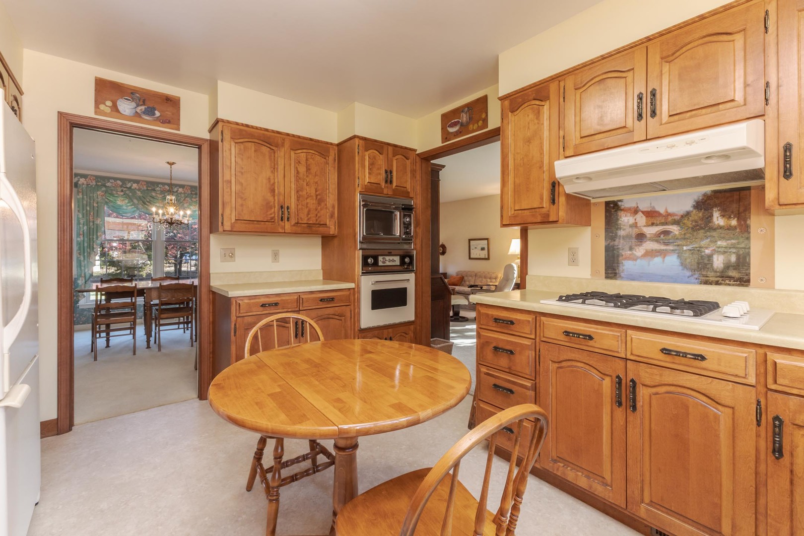 2103 Hedgewood Drive, Bloomington, IL 61704