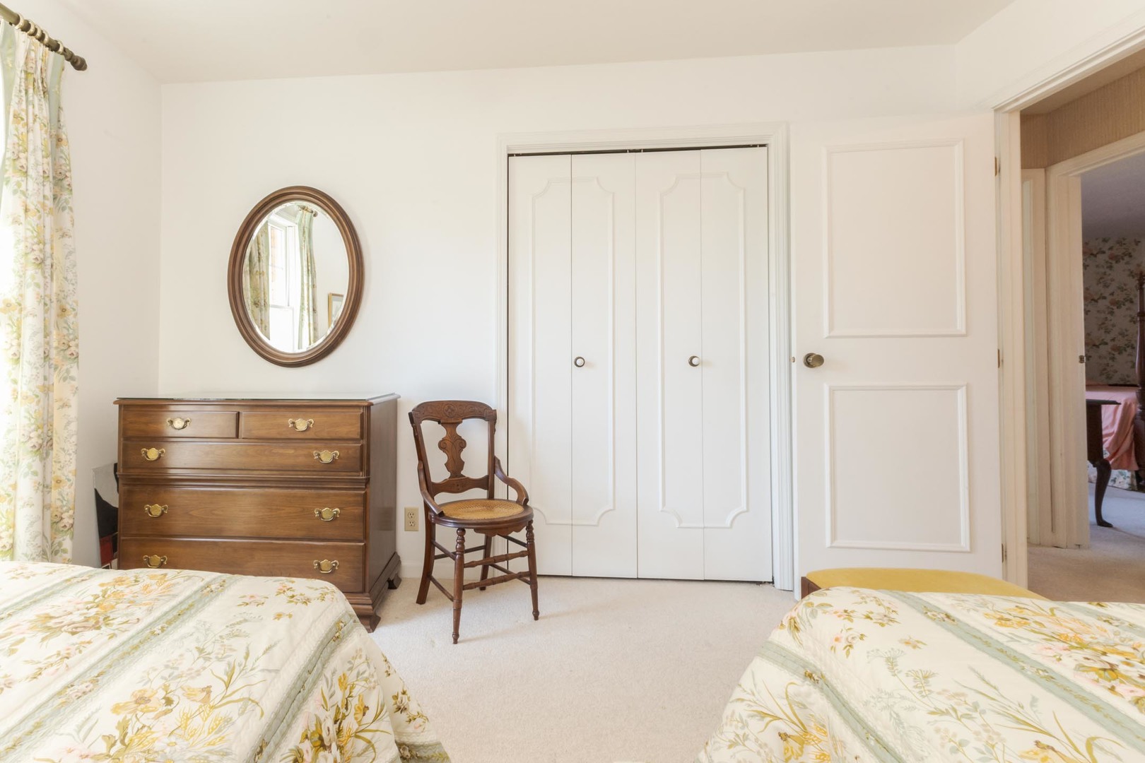 2103 Hedgewood Drive, Bloomington, IL 61704