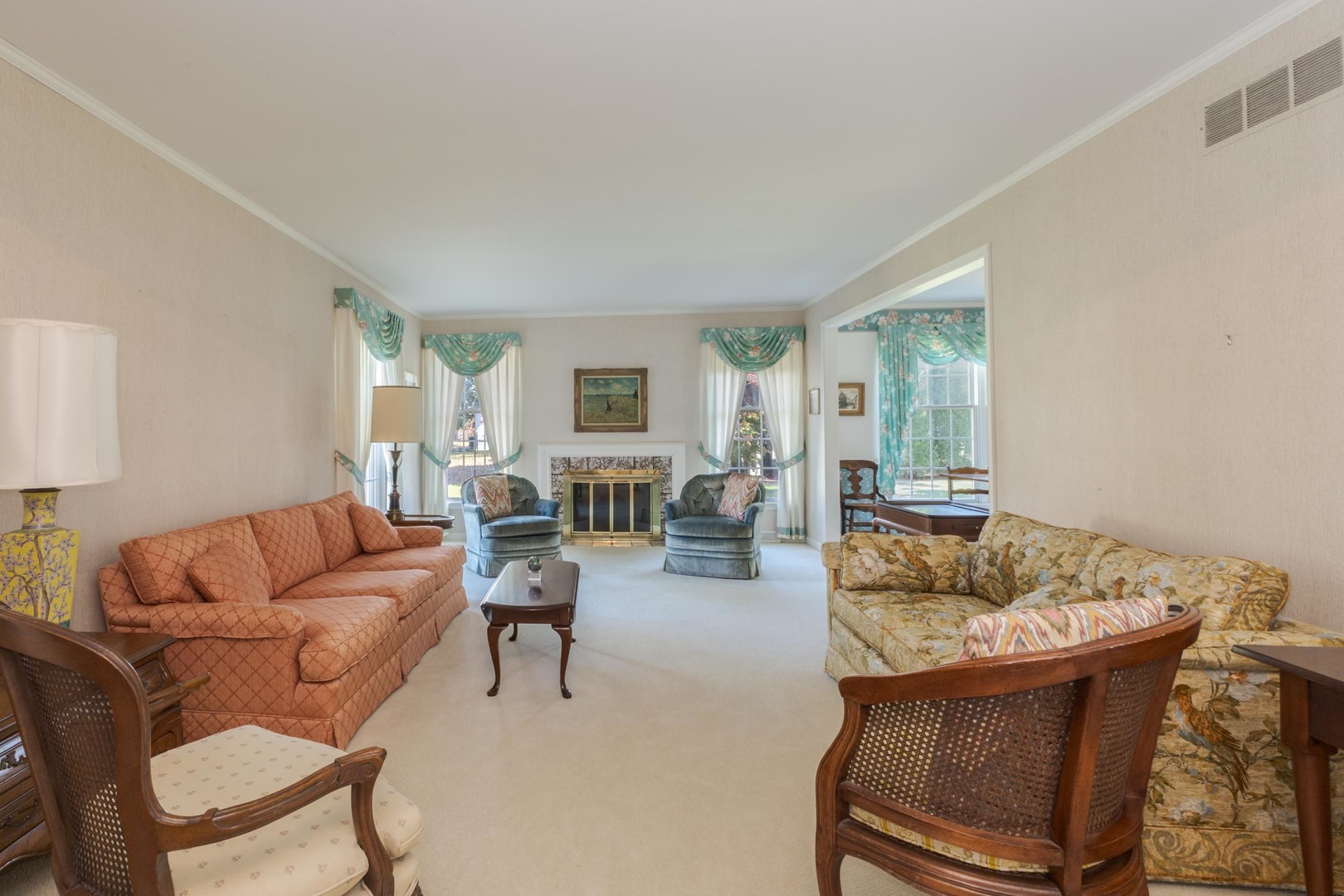 2103 Hedgewood Drive, Bloomington, IL 61704